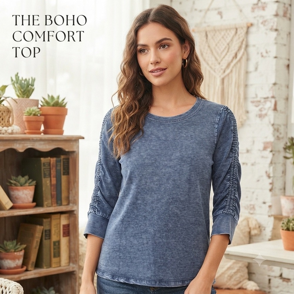 Jane and Delaney Blue Acid Wash Smocked 3/4 Sleeve Boho Trendy Comfort Top Small
